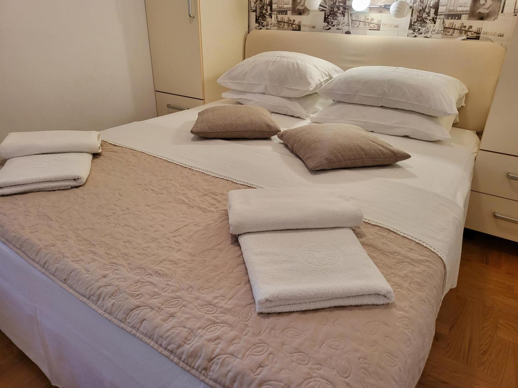 Apartment Rachel Petrovac Pokój zdjęcie